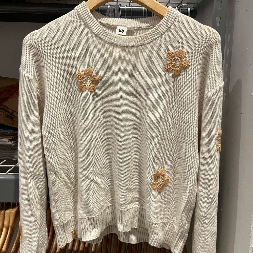 TenTree Womens embroidered sweater